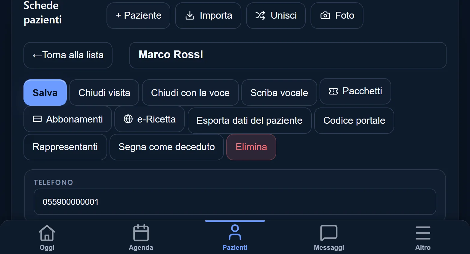 La scheda del paziente nel cabinet mobile: in alto i pulsanti delle azioni, sotto i recapiti.